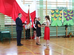 b_1024_768_0_00_images_2022_2023_Zakonczenie_348678952_727421292519155_8192211474454746604_n